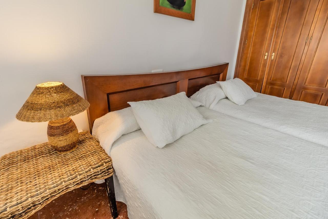Hotel Las Errizas By Vivere Stays Alcalá del Valle Buitenkant foto