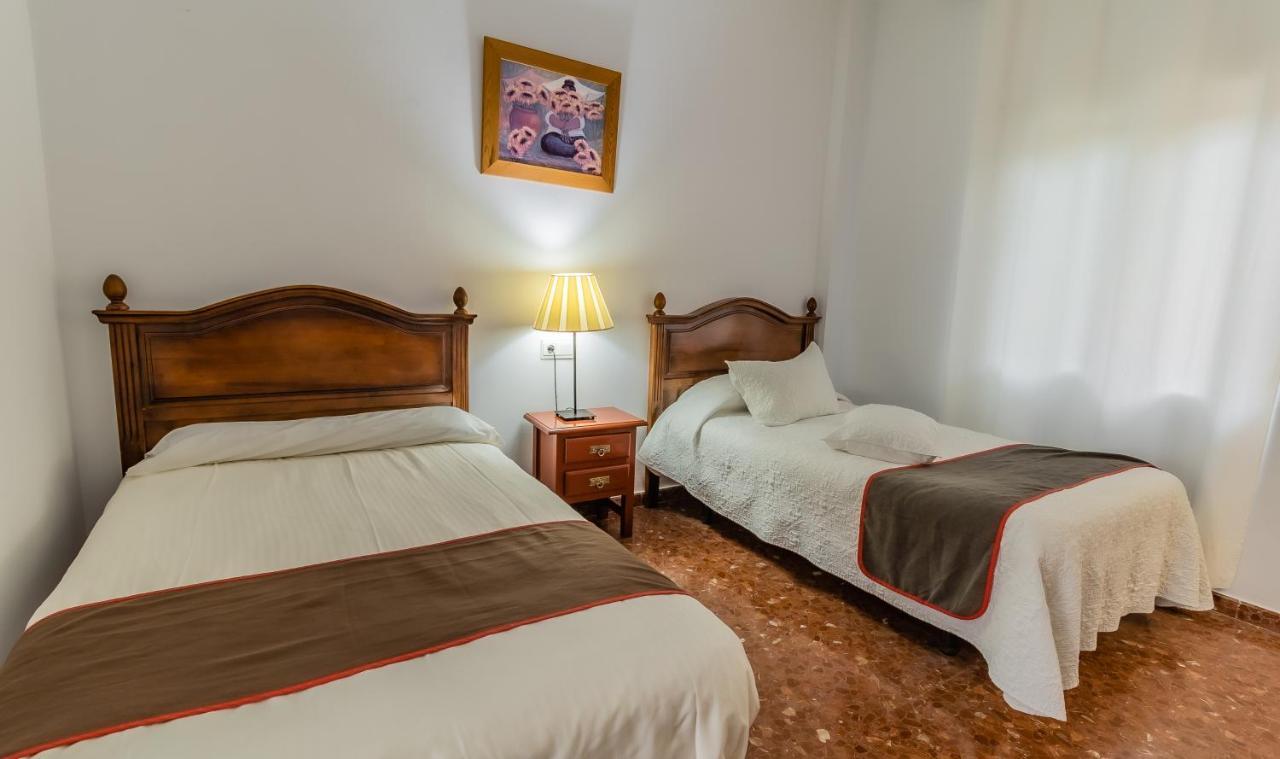 Hotel Las Errizas By Vivere Stays Alcalá del Valle Buitenkant foto
