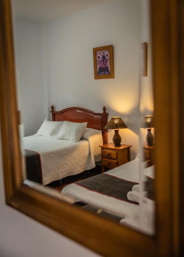 Hotel Las Errizas By Vivere Stays Alcalá del Valle Buitenkant foto